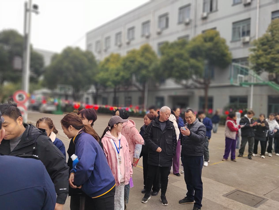 1747877251501712.png image.png